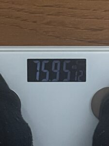 【12月の振り返り】年末年始の誘惑に揺れつつも、76kgの壁は死守！【筋トレ29ヶ月】