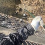 川に浮かぶゴミ袋を釣り上げた日｜あきらめない「幸運の運拾い」活動記録 #156